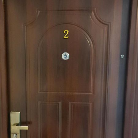 Ultracentral Golden Apartament 2 Suceava Exterior photo