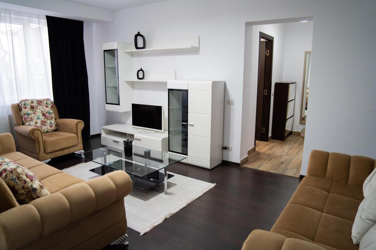 Ultracentral Golden Apartament 2 Suceava Exterior photo